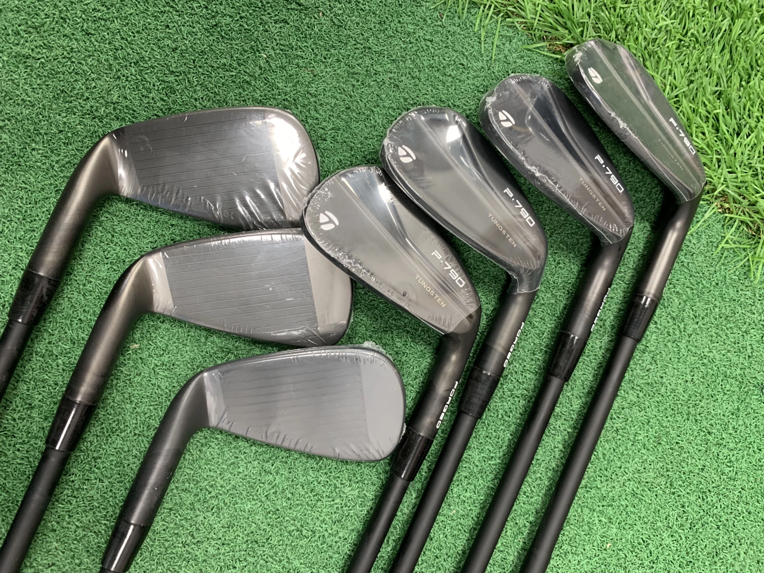 TAYLORMADE P790 IRON 4-PW BLACK 2021 - Image 7